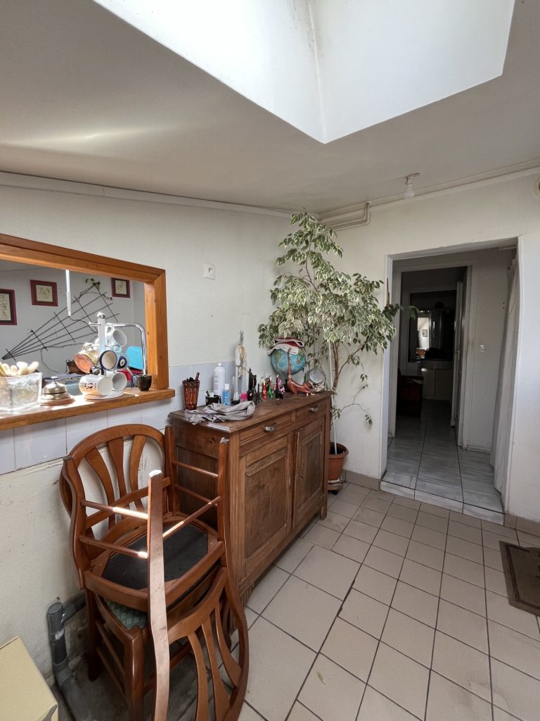 rénovation d'une entrée à Varrains